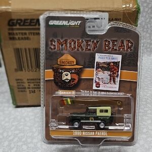 1980 Nissan Patrol Limited Edition 1:64 Scale Die-cast Smokey Bear